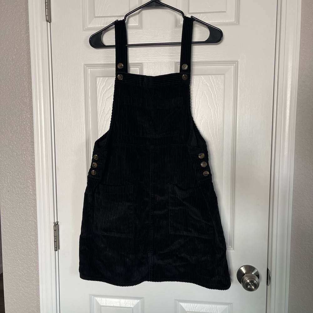 🧸 NWT Black Corduroy Overall Dress size Medium 🤎